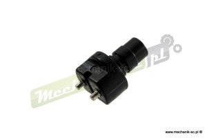 AR96480_1.jpg